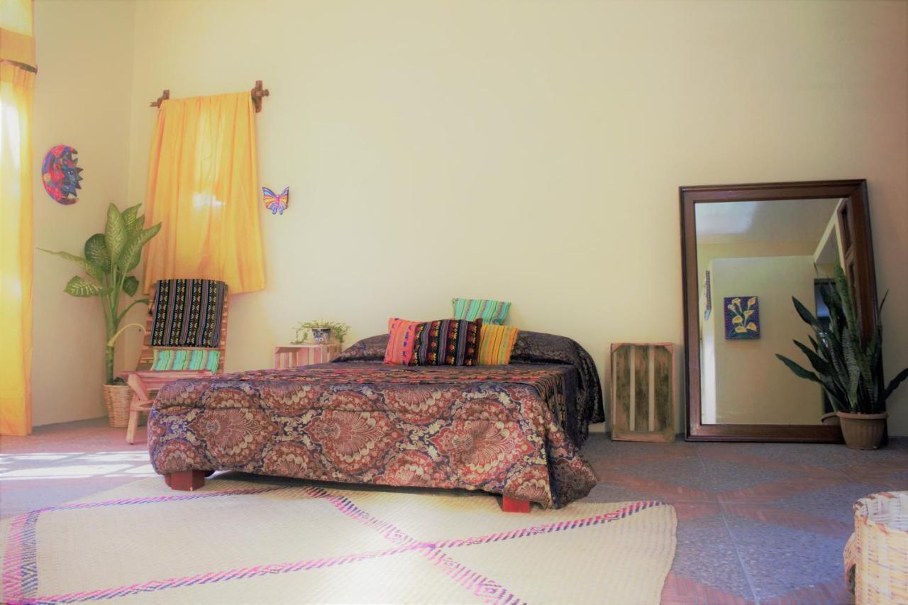 Hotel Casa Santaella à Puerto Escondido  Extérieur photo